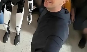 特斯拉Dojo超算团队突然解散！20人骨干被老领导打包带走