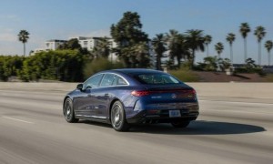 奔驰 CEO 康林松示警：如果没有油车，欧洲汽车工业恐将“崩溃”