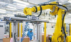 原创 
            美方猝不及防，大陆首条100%芯片生产线交付，外媒：ASML垄断被打破了